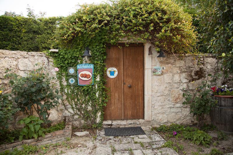 Kalimera Archanes Village Heraklion  Exterior photo